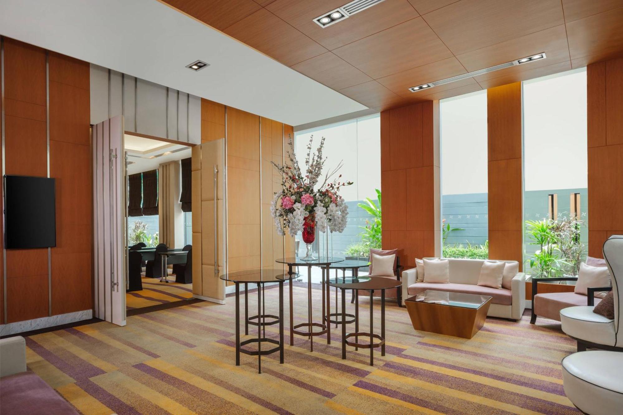 Four Points By Sheraton Bangkok, Sukhumvit 15 Ngoại thất bức ảnh
